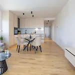 Ruzmarin J Parking Included Apartman Makarska