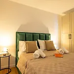 Apartman Ruzmarin J Parking Included *