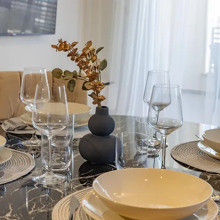 Ruzmarin J Parking Included Apartman