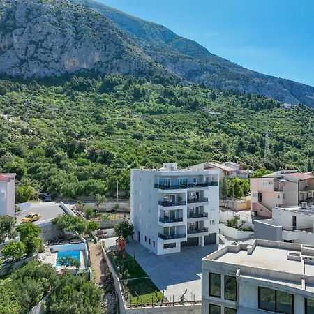 Ruzmarin J Apartment *